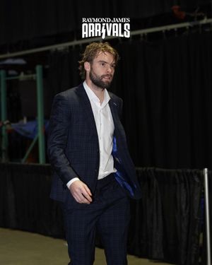Image post by @TBLightning on Twitter
