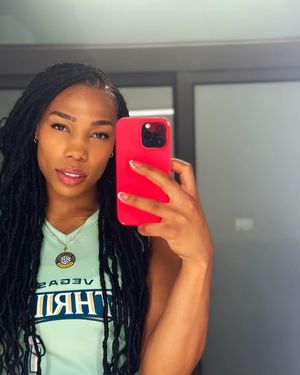 Image post by @_khatbell on Instagram