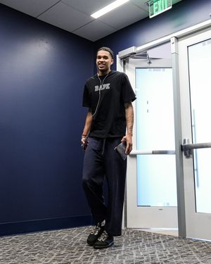 Image post by @auburnmbb on Instagram