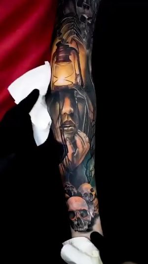 Video post by @skindesigntattoos on Instagram