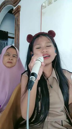 Video post by @da7april on TikTok