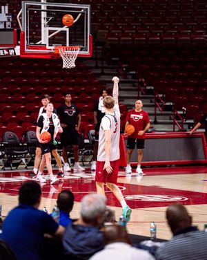 Image post by @razorbackmbb on Instagram