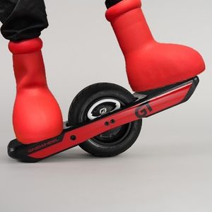 Image post by @onewheel on Instagram