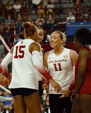 Image post by @ou_volleyball on Instagram