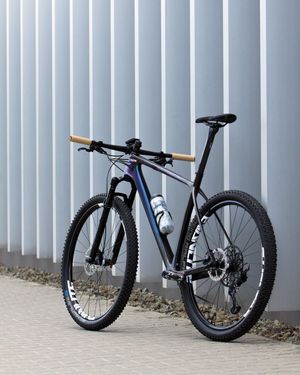 Image post by @esigrips on Instagram