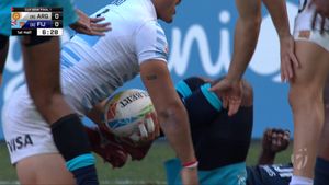 Video post by @LASevensRugby on Facebook