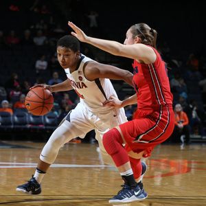 Image post by @uvawomenshoops on Instagram