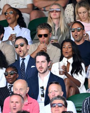 Image post by @people on Instagram