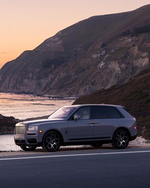 Image post by @rollsroycecarsna on Instagram