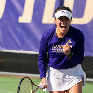 Image post by @uw_wtennis on Instagram