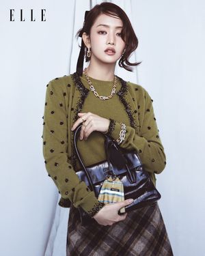 Image post by @ellehongkong on Instagram