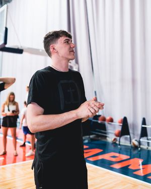 Image post by @WakeMBB on Twitter