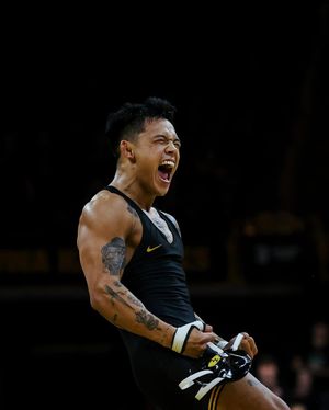 Image post by @iowahawkeyewrestling on Instagram