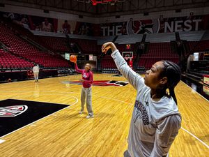 Image post by @troytrojanswbb on Instagram