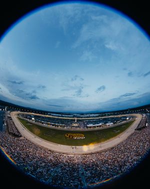 Image post by @nashvillesuperspeedway on Instagram