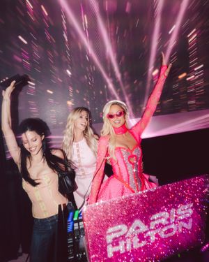 Image post by @parishilton on Instagram