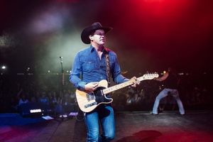 Image post by @jonpardi on Instagram