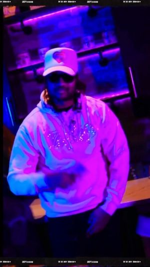 Video post by @romie_fly on Instagram