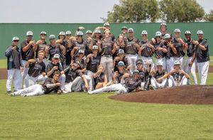 Image post by @ThePHSBaseball on Twitter