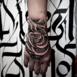 Image post by @skindesigntattoos on Instagram