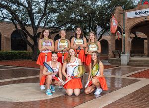 Image post by @UTRGVWmnsTennis on Facebook