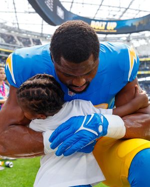 Image post by @miajonesphotography on Instagram