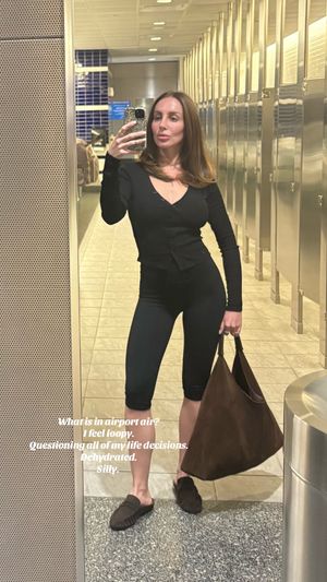 Video post by @deannacollins_ on TikTok