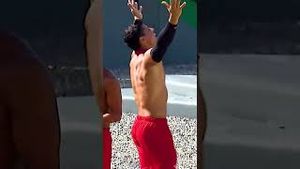 Video post by @telemundo on YouTube
