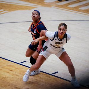 Image post by @uvawomenshoops on Instagram