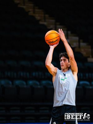 Image post by @undmbb on Instagram
