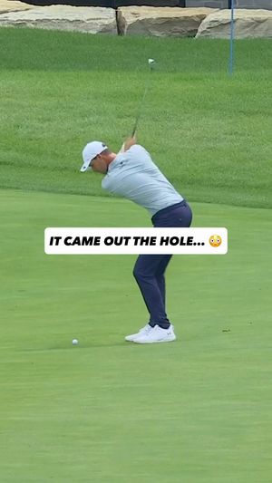 Video post by @livgolfleagueofficial on Facebook