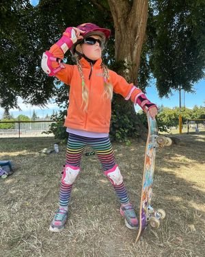 Image post by @skatelikeagirlsea on Instagram