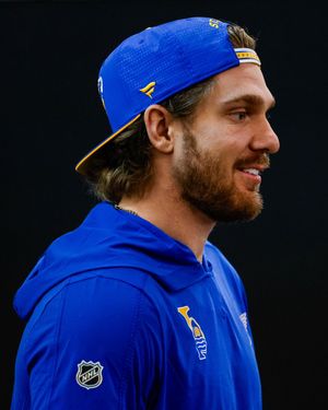 Image post by @StLouisBlues on Twitter/X