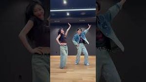 Video post by @itzy on YouTube