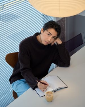 Image post by @esquirehk on Instagram