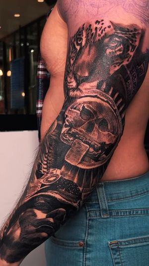 Video post by @skindesigntattoos on Instagram
