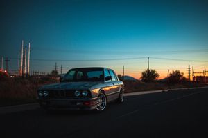 Image post by @samhurly on Instagram