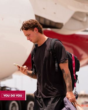 Image post by @SleeperAZCards on Twitter