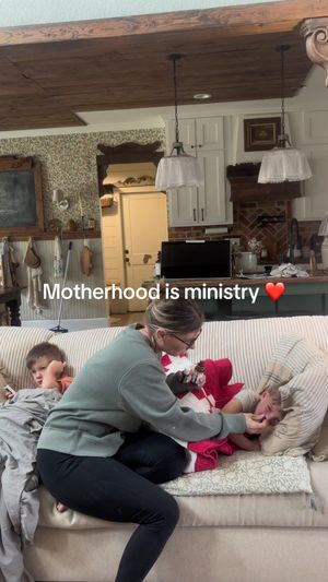 Video post by @emmaseabourn on TikTok
