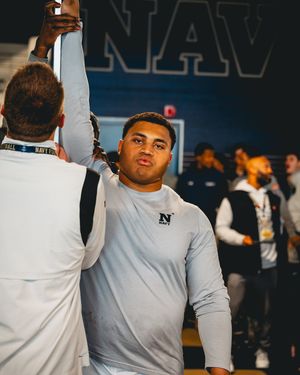 Image post by @navyfb on Instagram