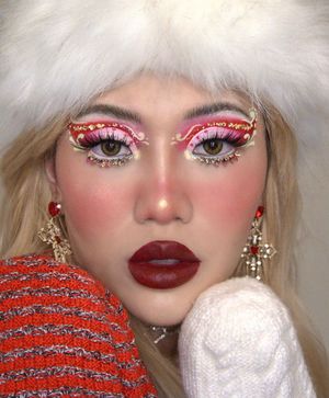 Image post by @serenaaide on Instagram