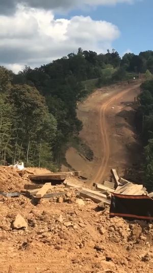 Video post by @thepipelinelife on Instagram