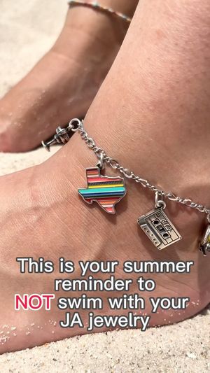 Video post by @jamesavery on Instagram