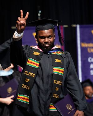 Image post by @westerniluniv on Instagram