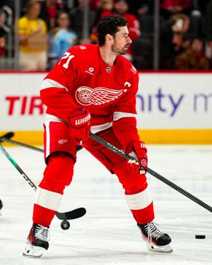 Image post by @DetroitRedWings on Twitter