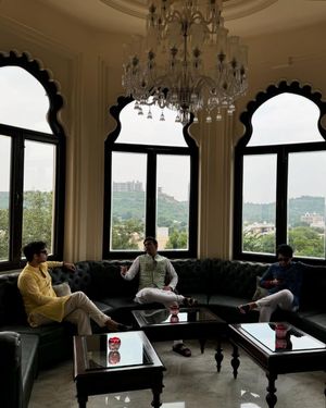 Image post by @udchopra on Instagram