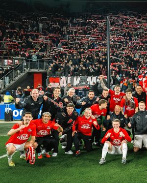 Image post by @azalkmaar on Instagram