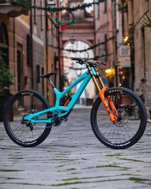 Image post by @wolf.mtb on Instagram