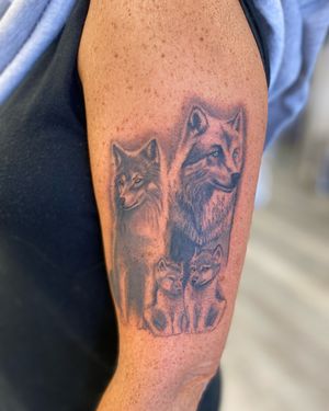 Image post by @mikebrowntattoos on Instagram