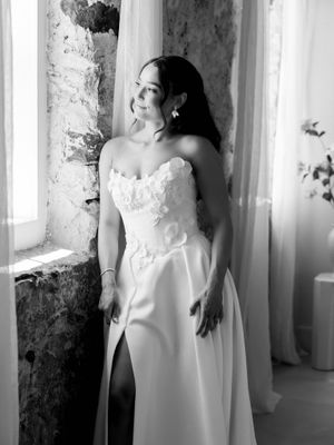 Image post by @vowdweddings on Instagram